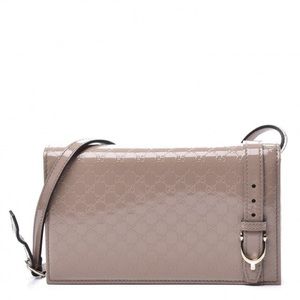 GUCCI Patent Microguccissima Mini Wallet in Nude